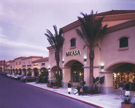 camarillo premium outlet mall hours.